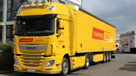 Müller-Transport-DAF-truck-tractor-Schmitz-Cargobull-semi-trailer