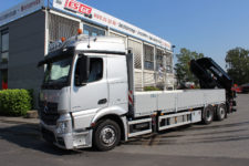 IAA-Commercial-Vehicles-10-Mercedes-Benz-Actros-truck-MKG-loading-crane
