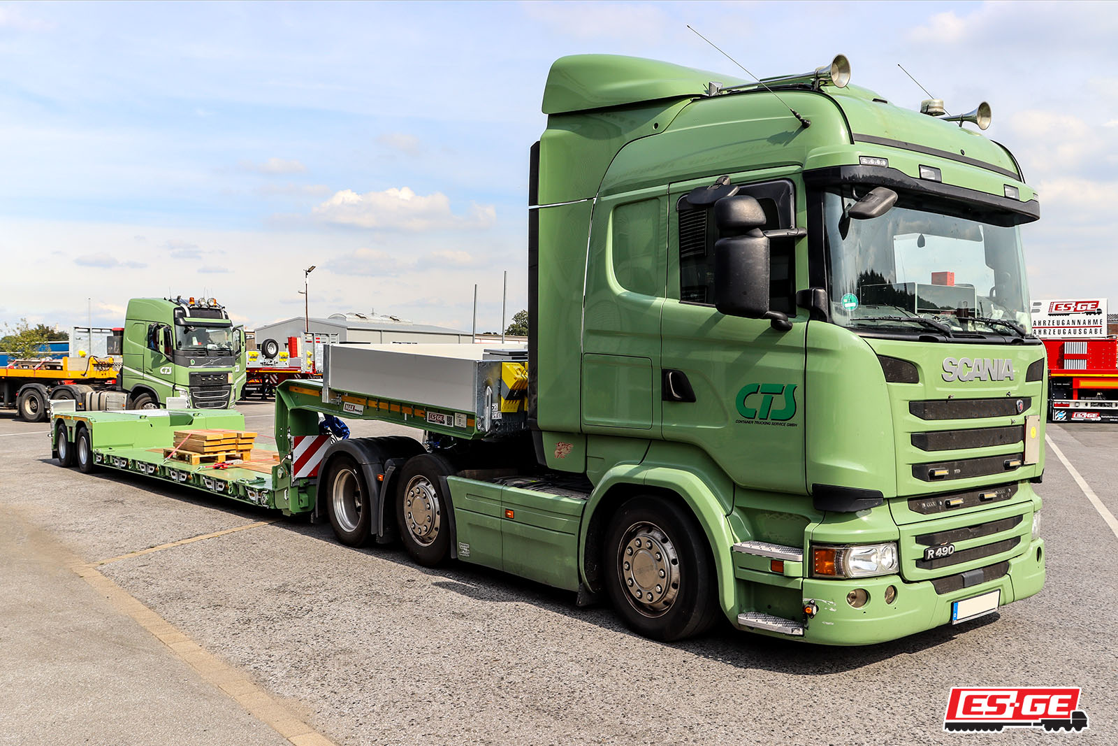 CTS-Container-Trucking-Service-ES-GE-Referenzen-MAX-Trailer-MAX510_1