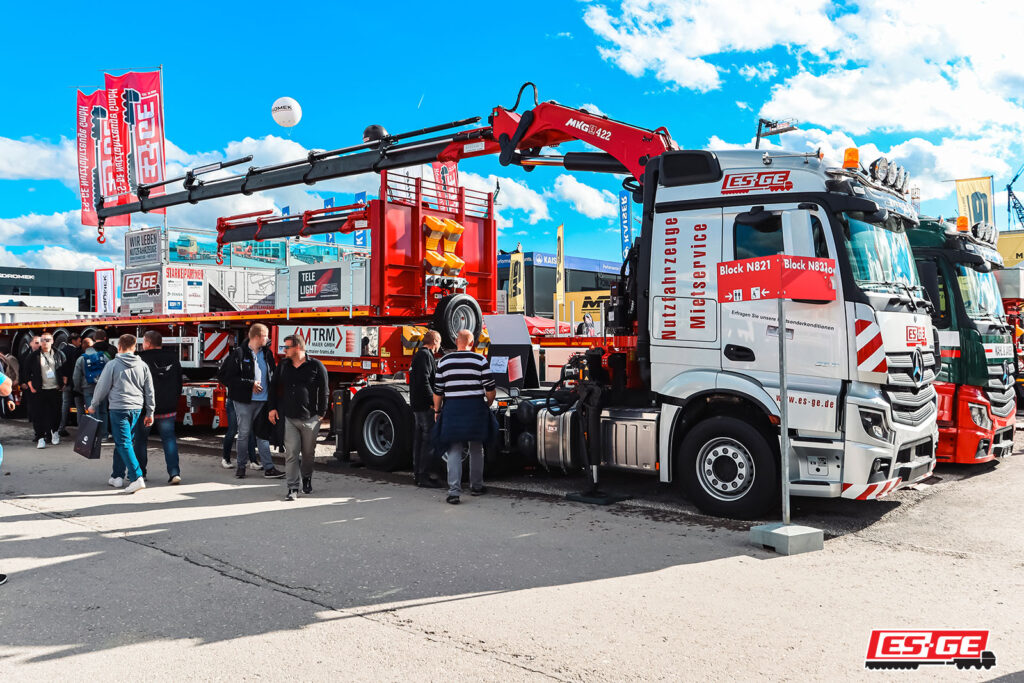 BAUMA und IAA Transportation Review Ansicht Messestand in München