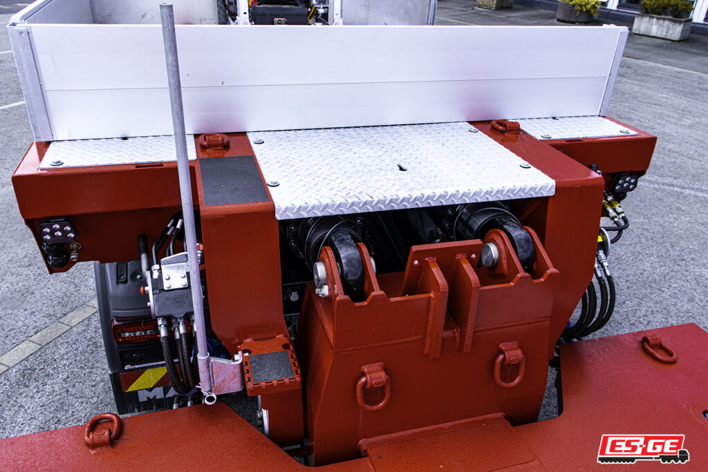 Detailaufnahme des Schwanenhalses des MAX710