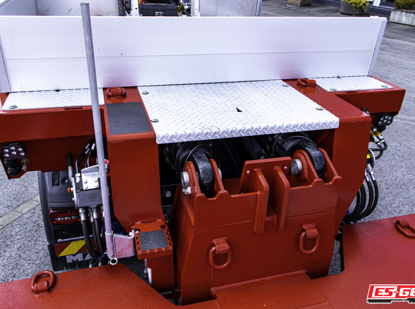 Detailaufnahme des Schwanenhalses des MAX710