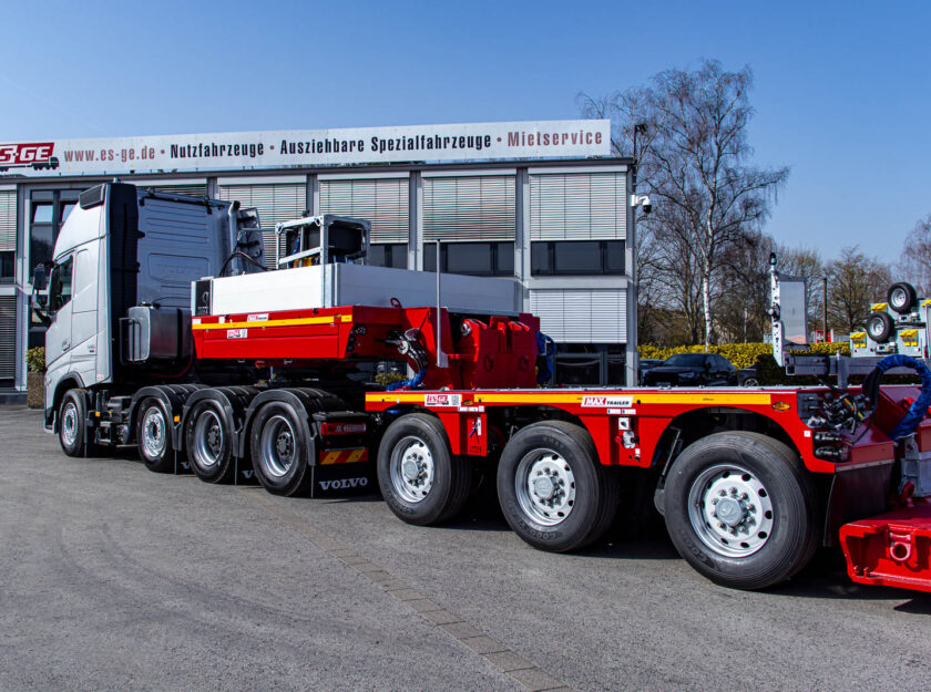 MAX Trailer MAX710 als 3+5-Kombination, Detailaufnahme des vorderen Fahrwerks