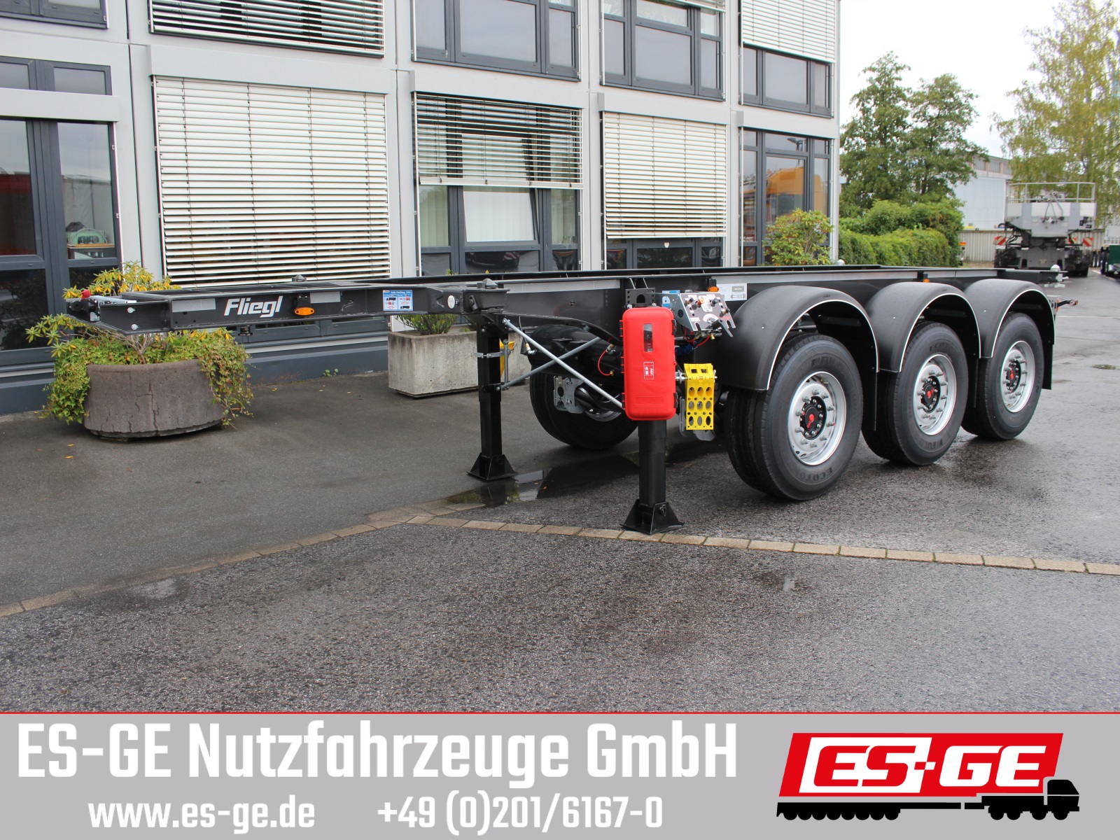 Fliegl 3-Achs-Containerchassis 20'
