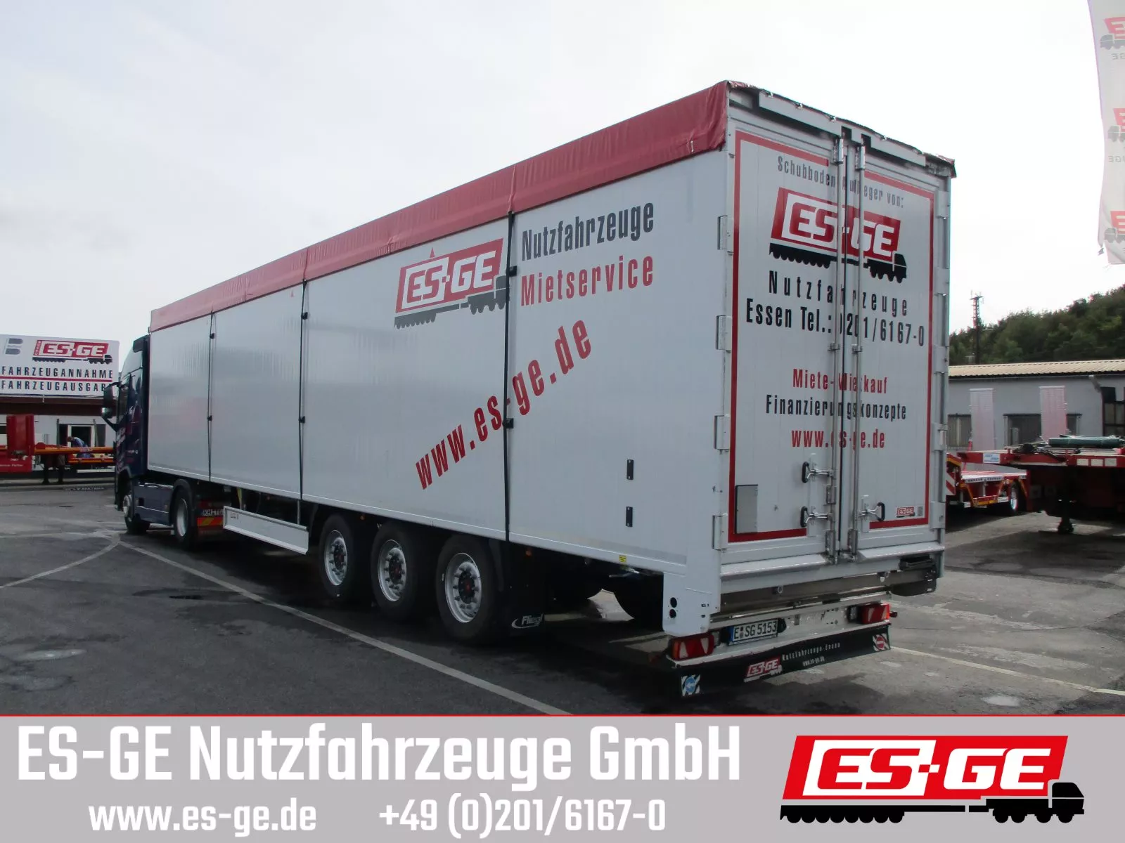 Fliegl - 3-Achs-Schubbodenauflieger 92 m³
