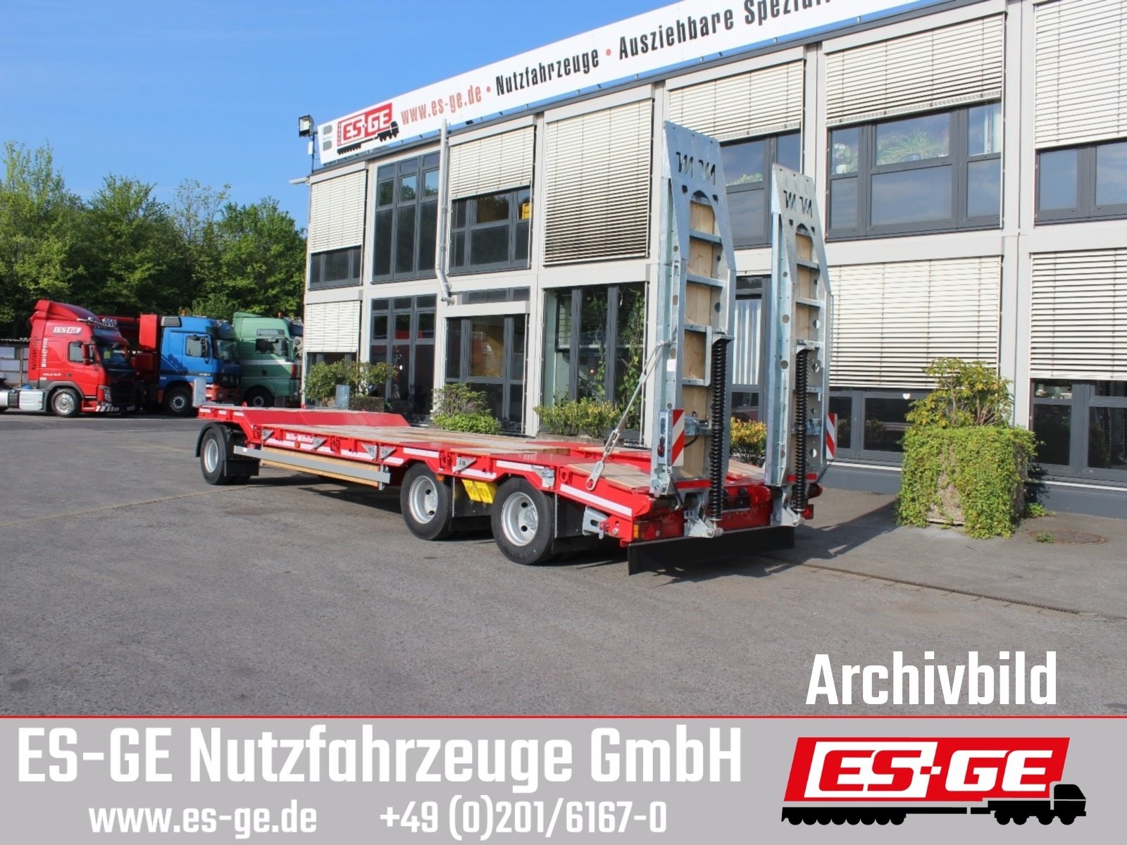 Müller-Mitteltal 3-Achs-Tiefladeanhänger