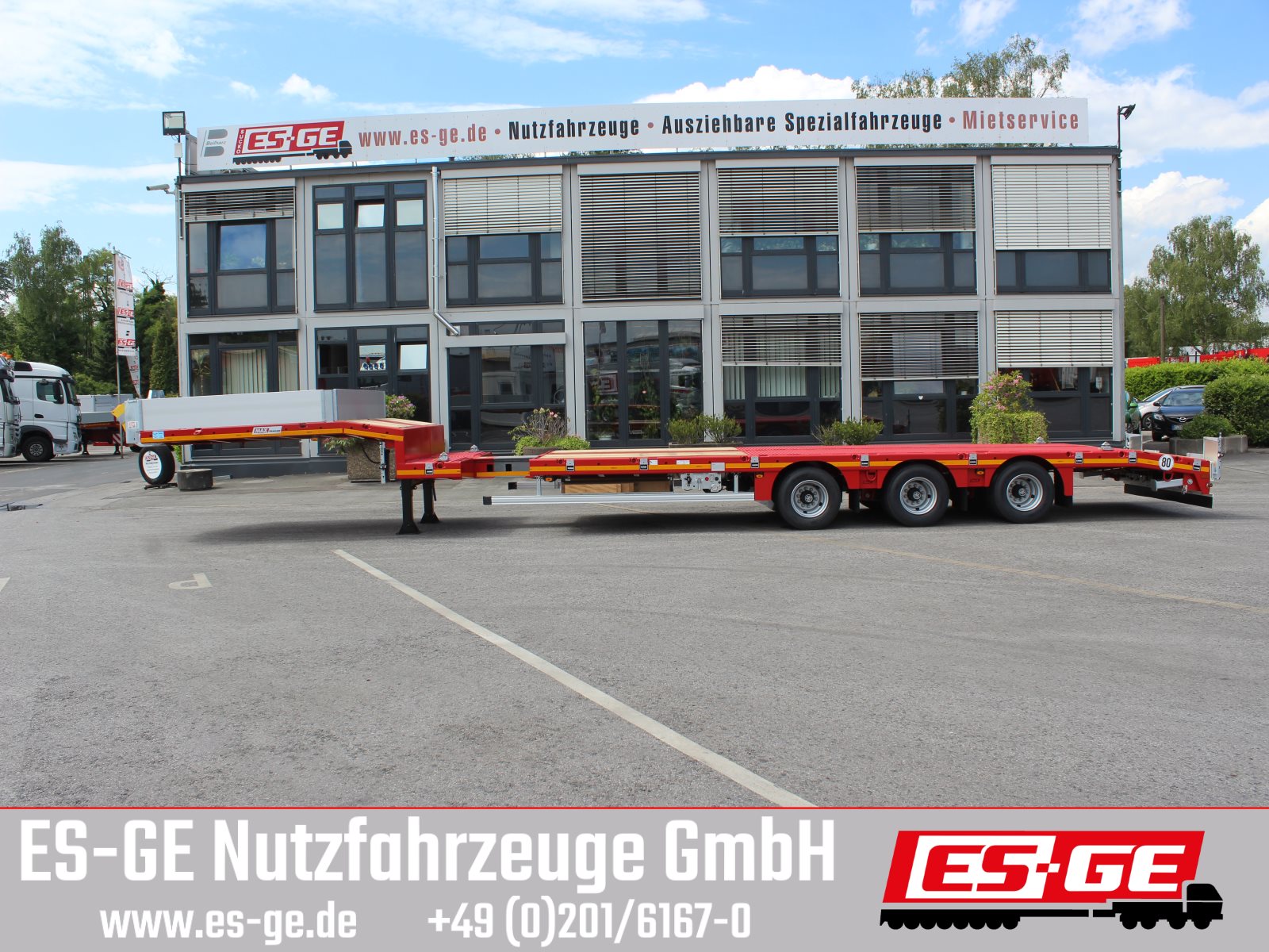 MAX Trailer MAX100 Semi-Tieflader