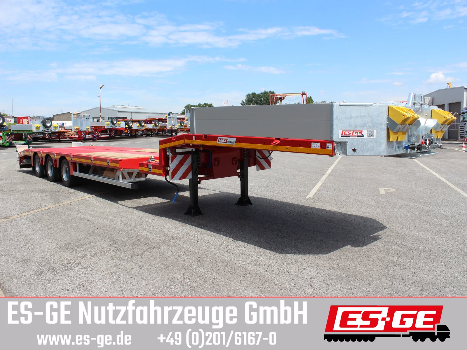 MAX Trailer MAX100 Semi-Tieflader