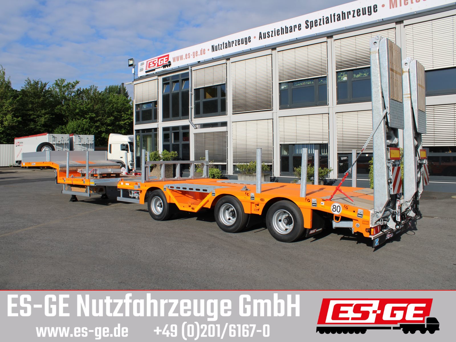 MAX Trailer MAX100 Semi-Tieflader Radmulden