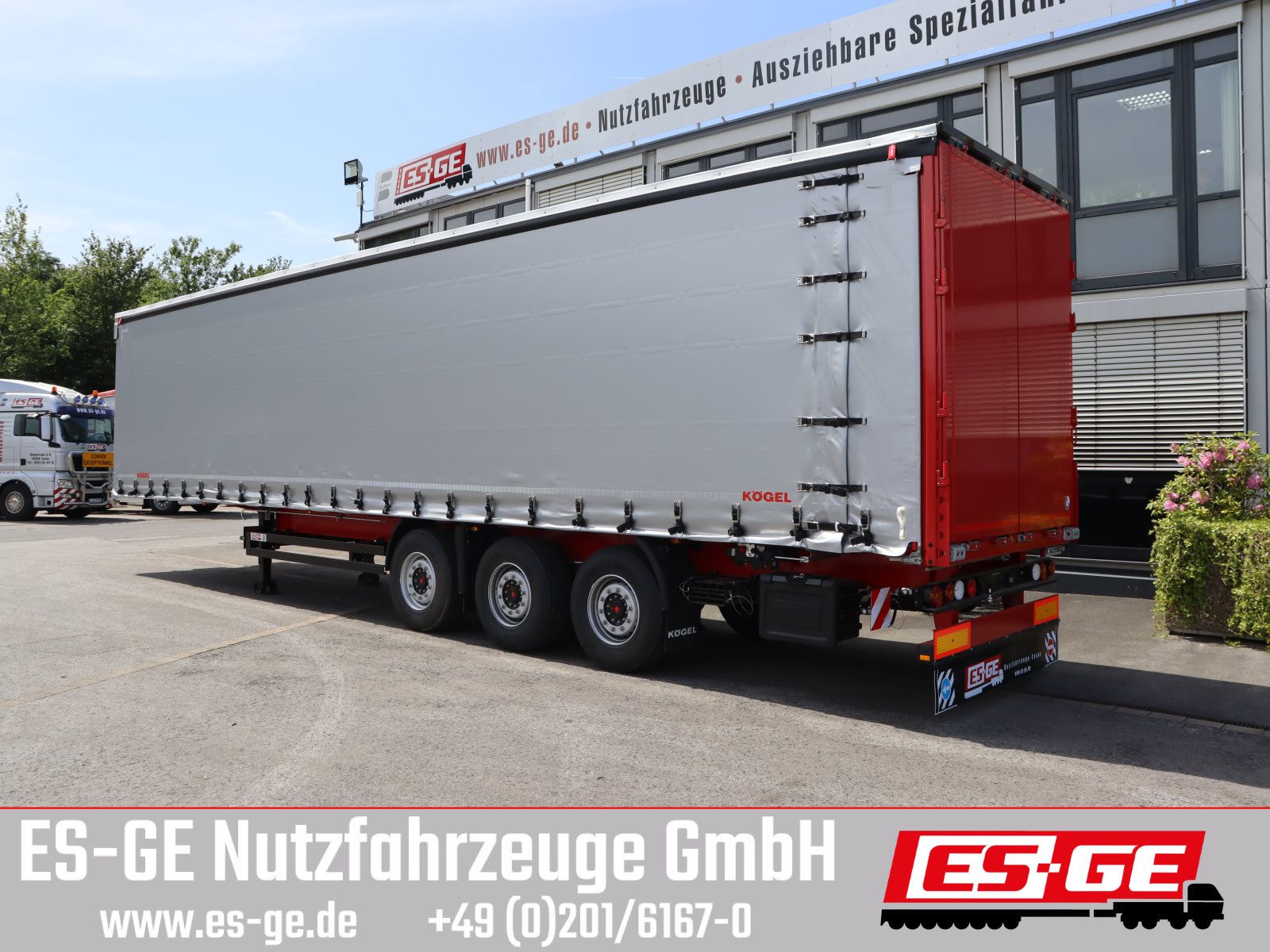 KÖGEL 3-Achs-Cargo-Coil-Pritschensattelanhänger