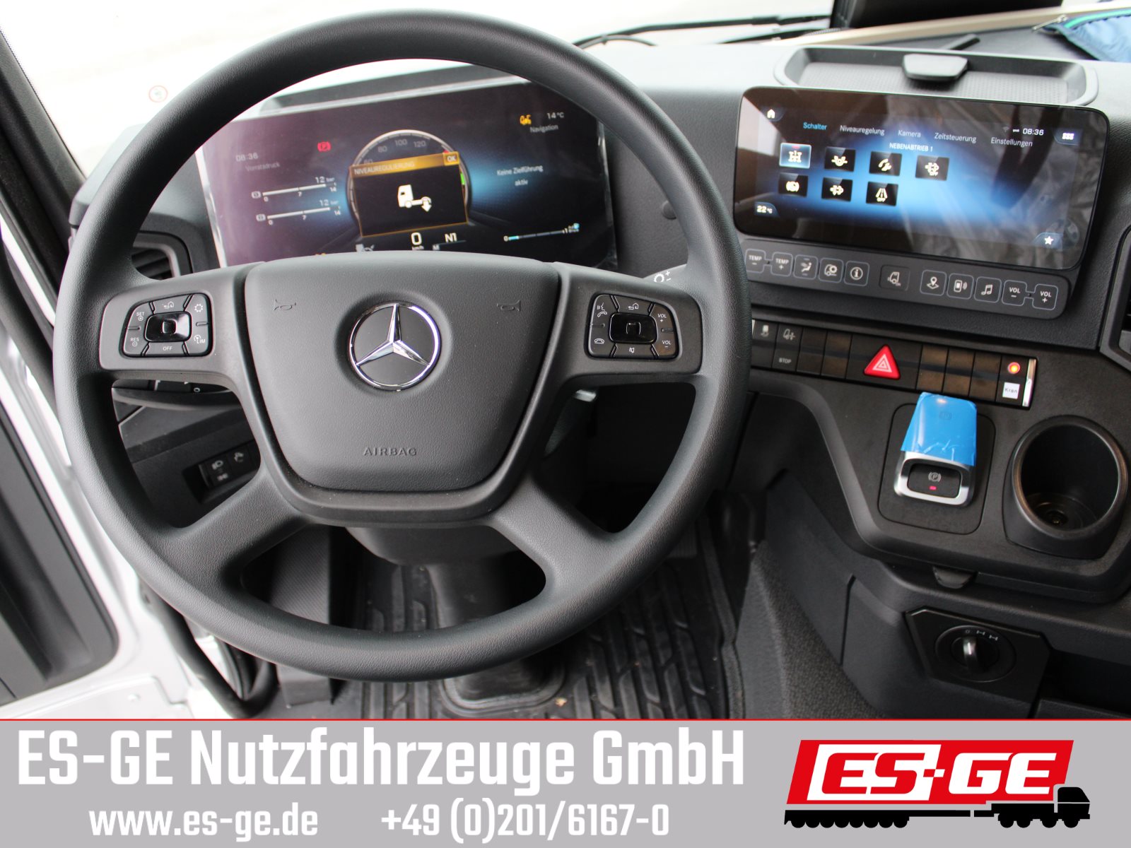 Mercedes-Benz 2651 LS 6x4 mit MKG-Ladekran HLK 422SHP a6