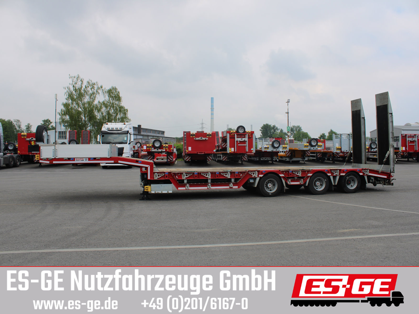 ES-GE 3-Achs-Satteltieflader, Radmulden