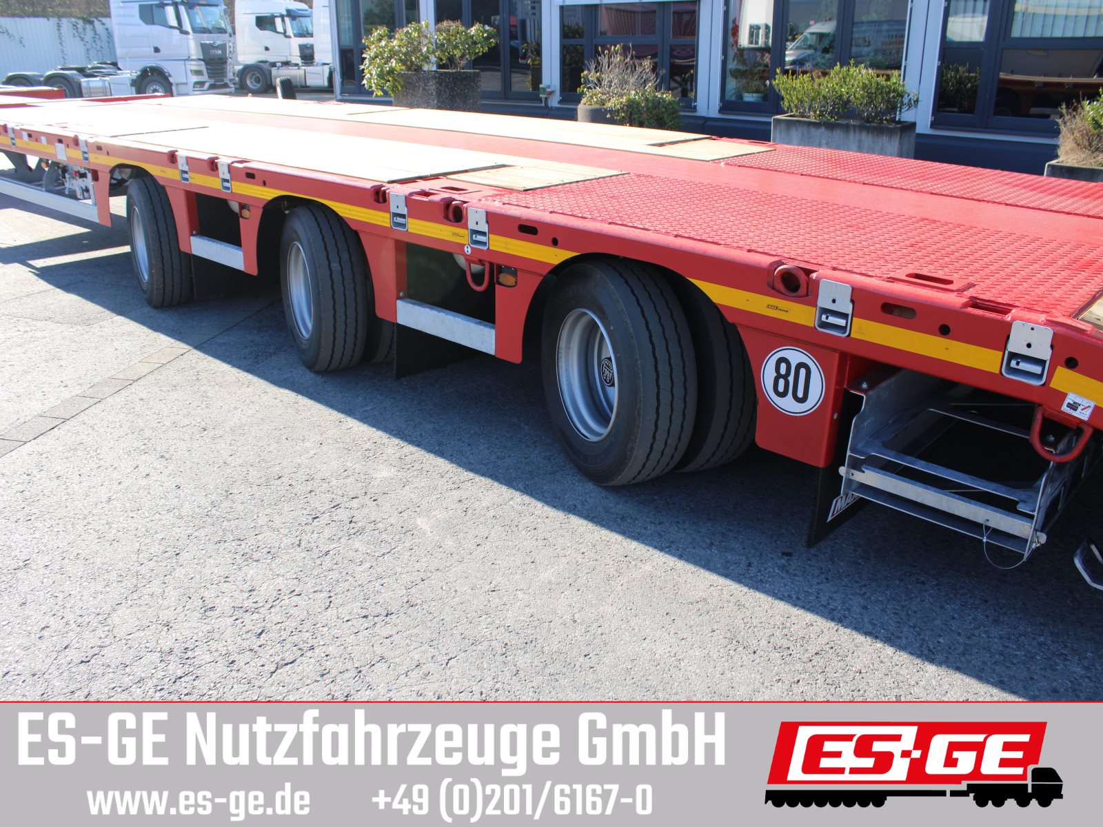 MAX Trailer MAX Trailer MAX210 Telesattel Megatrailer