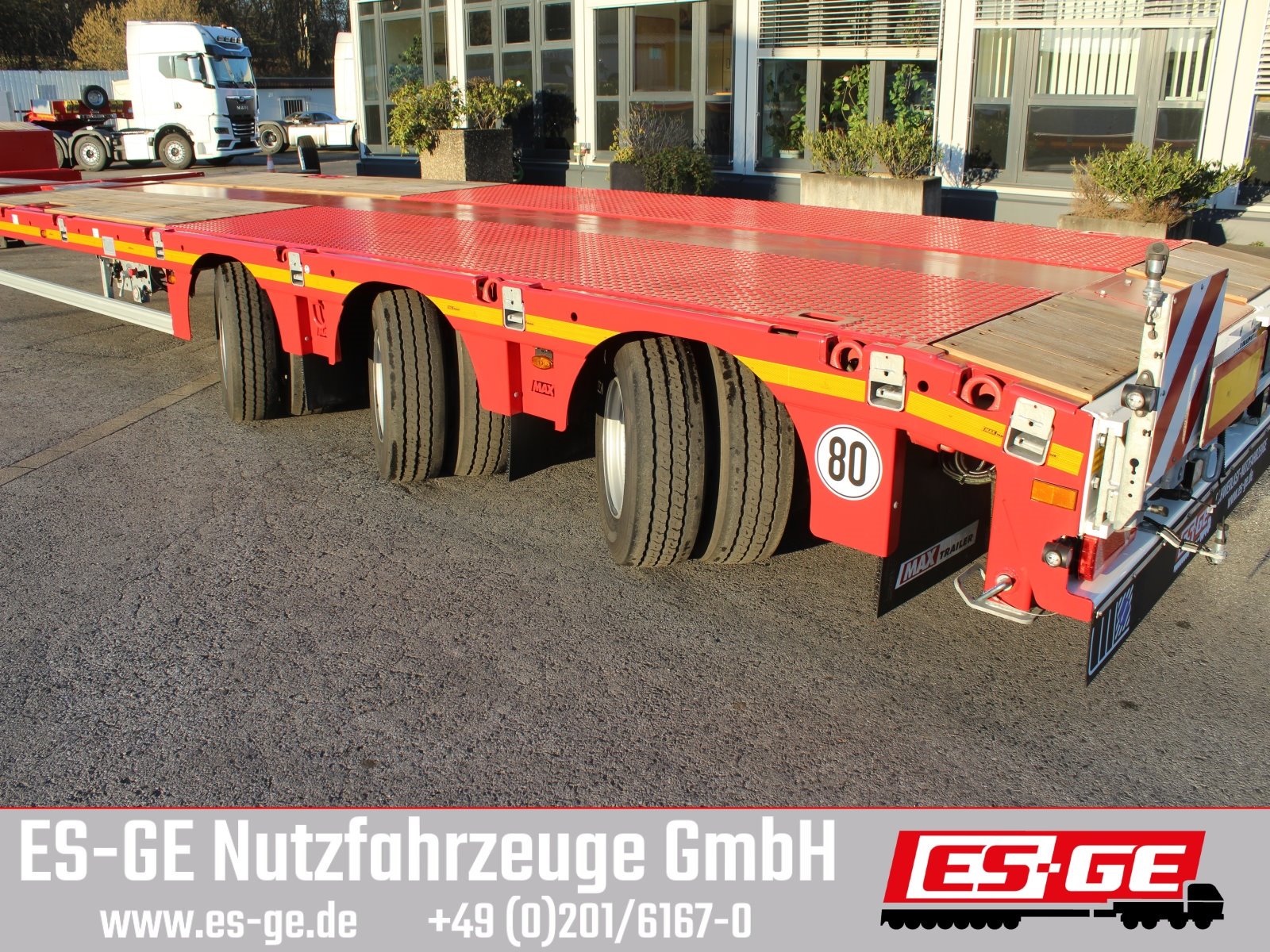 MAX Trailer MAX Trailer MAX110 Semi-Tieflader
