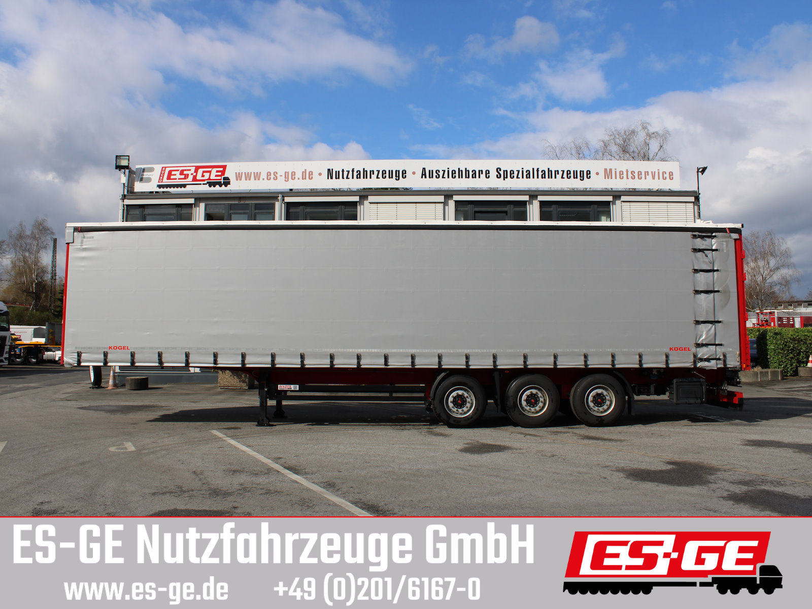 KÖGEL 3-Achs-Cargo-Coil-Pritschensattelanhänger