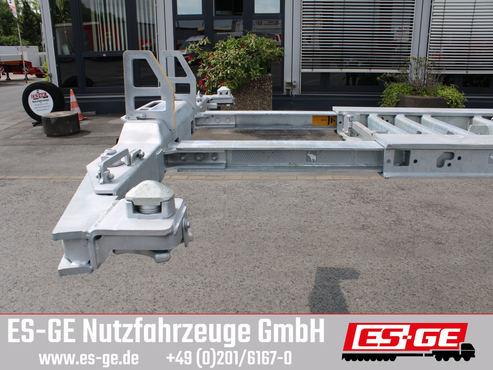 Schmitz Cargobull 3-Achs-Containerchassis