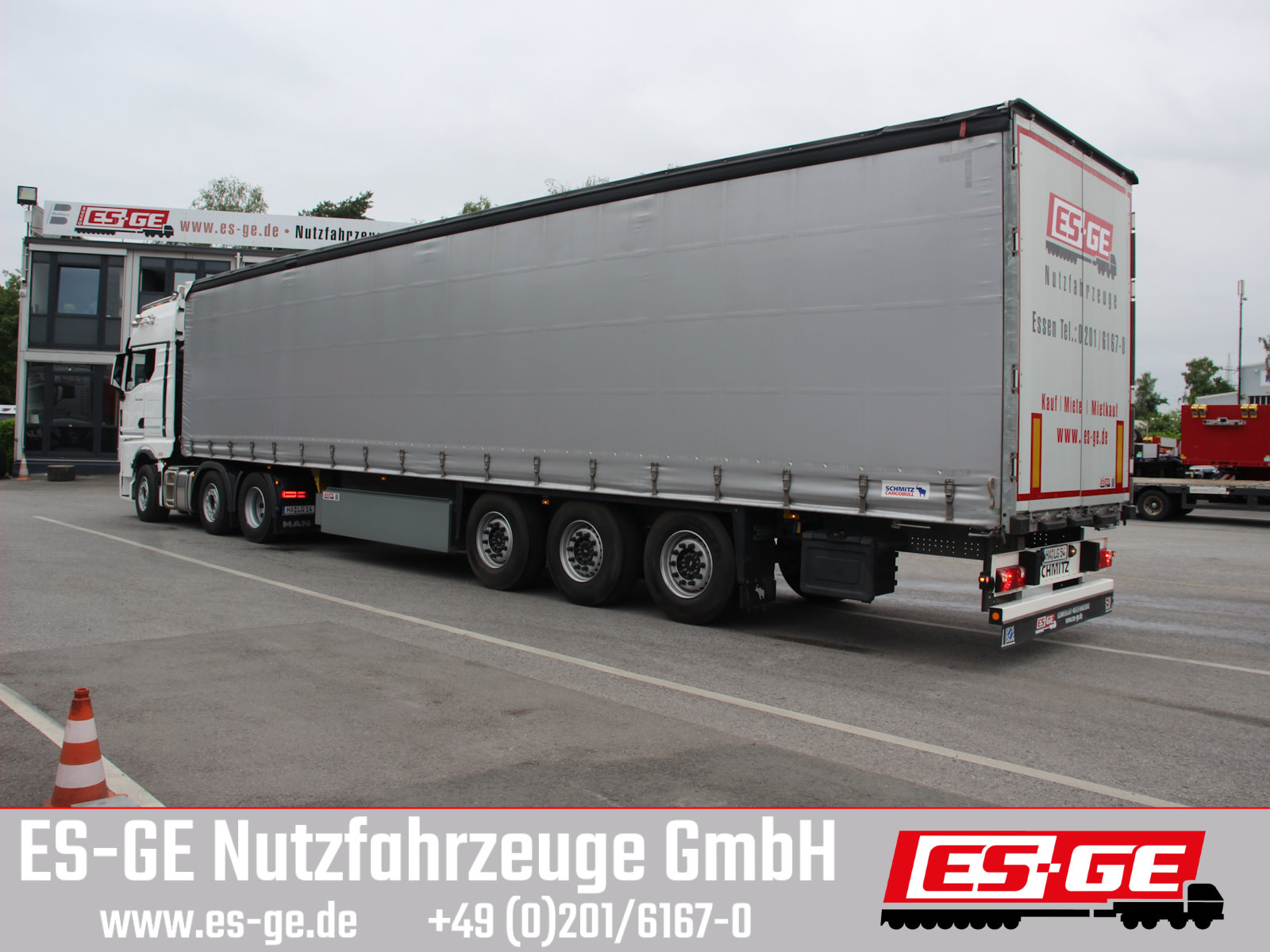 Schmitz Cargobull 3-Achs-Sattelanhänger, Cutainsider Universal