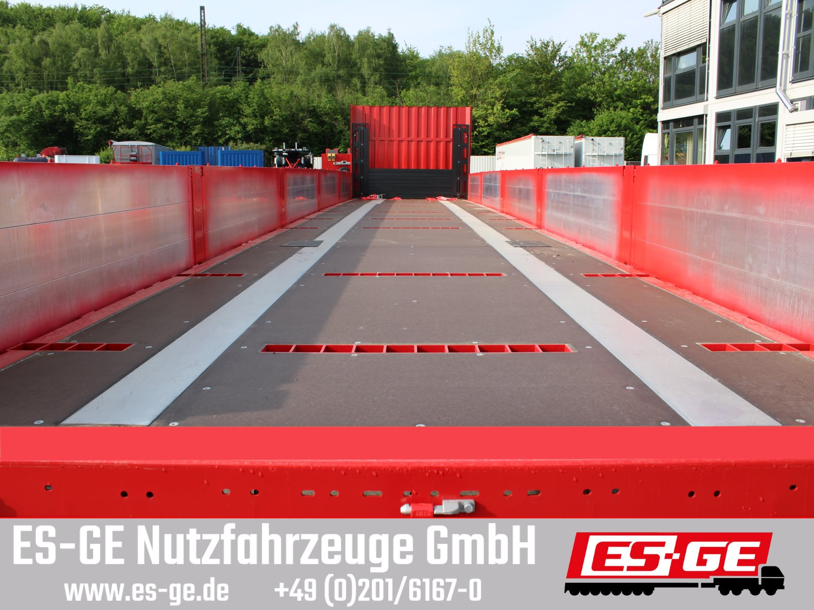 KÖGEL 3-Achs-Mega Chassis, Bordwände