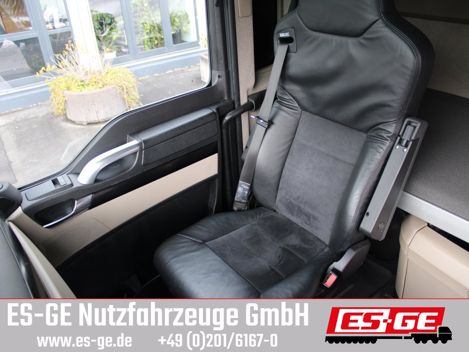 MAN TGX 18500 4x2 Lowliner