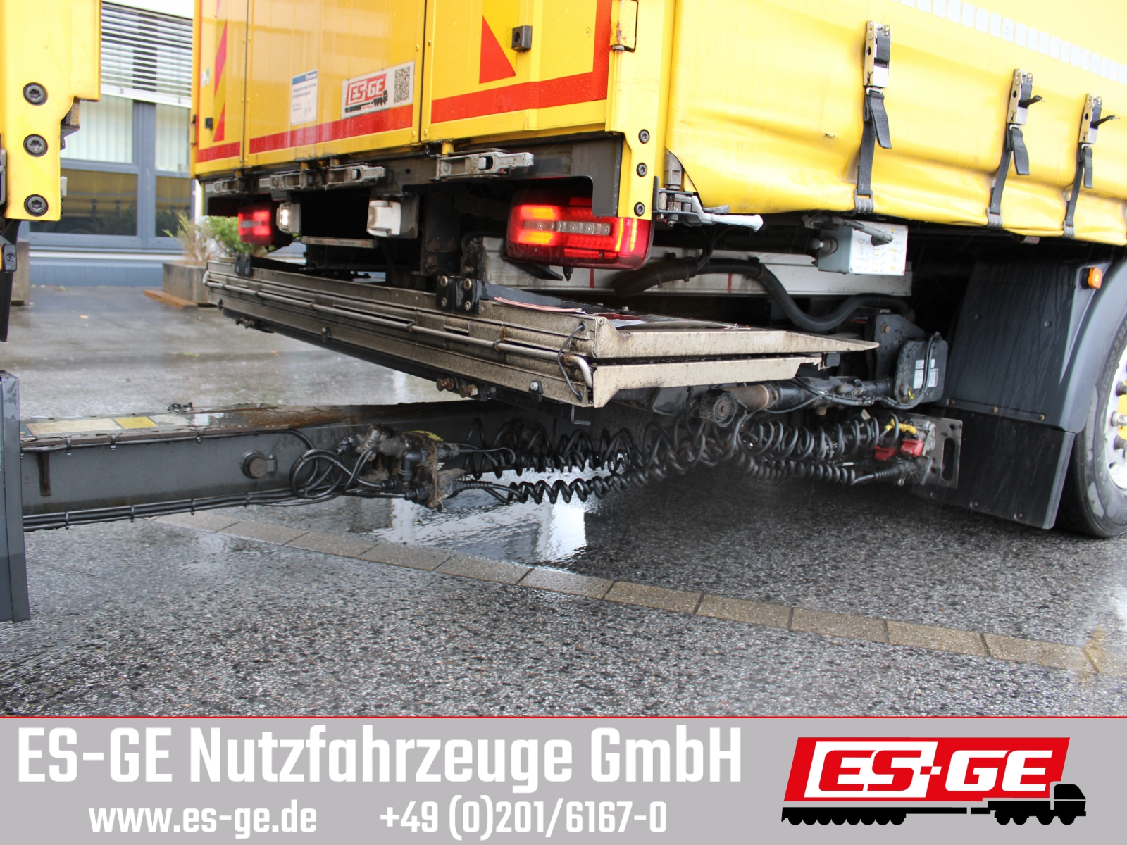MAN TGX 26440, Krone Anhänger LBW Bär