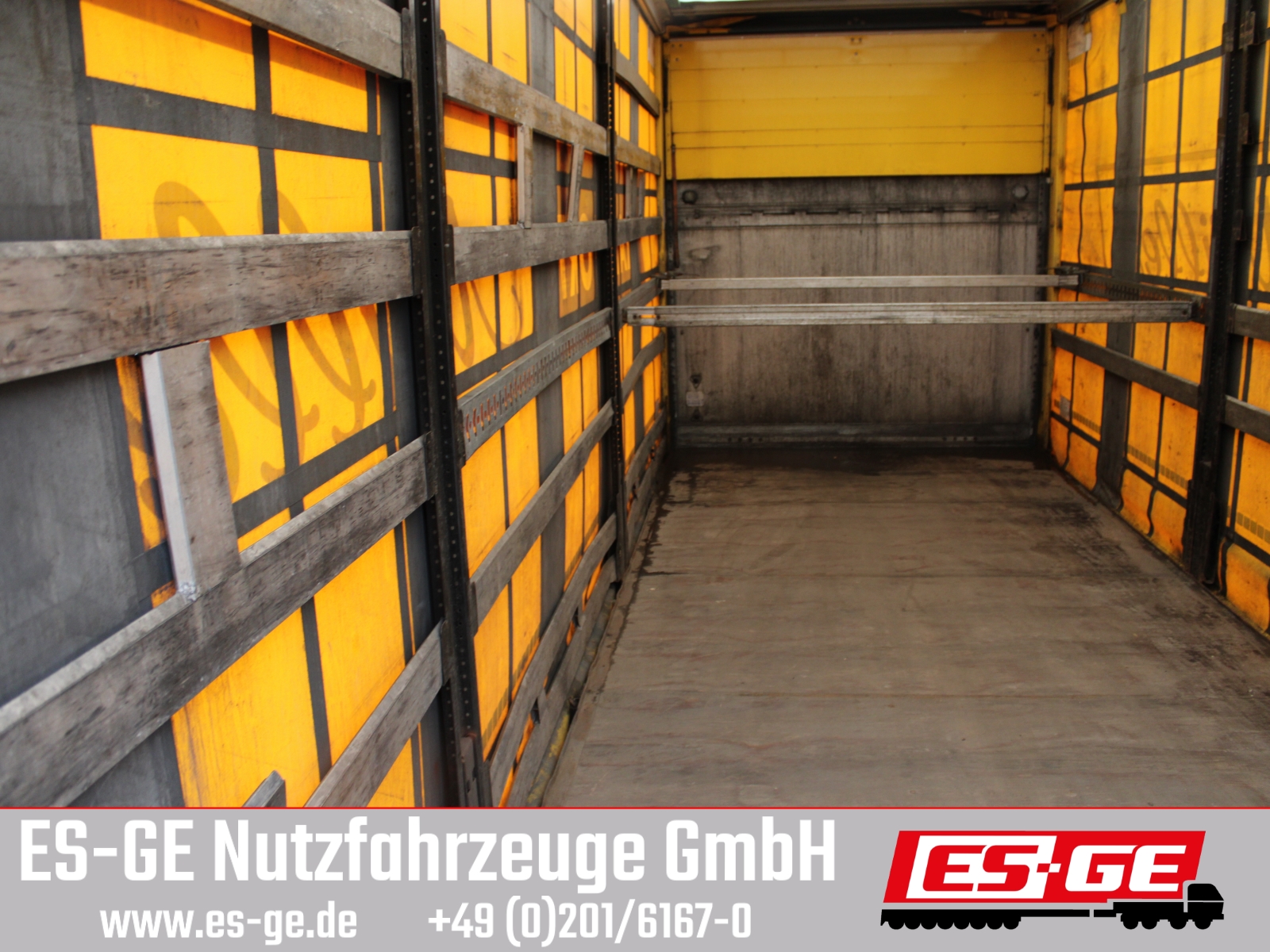 MAN TGX 26440, Krone Anhänger LBW Bär