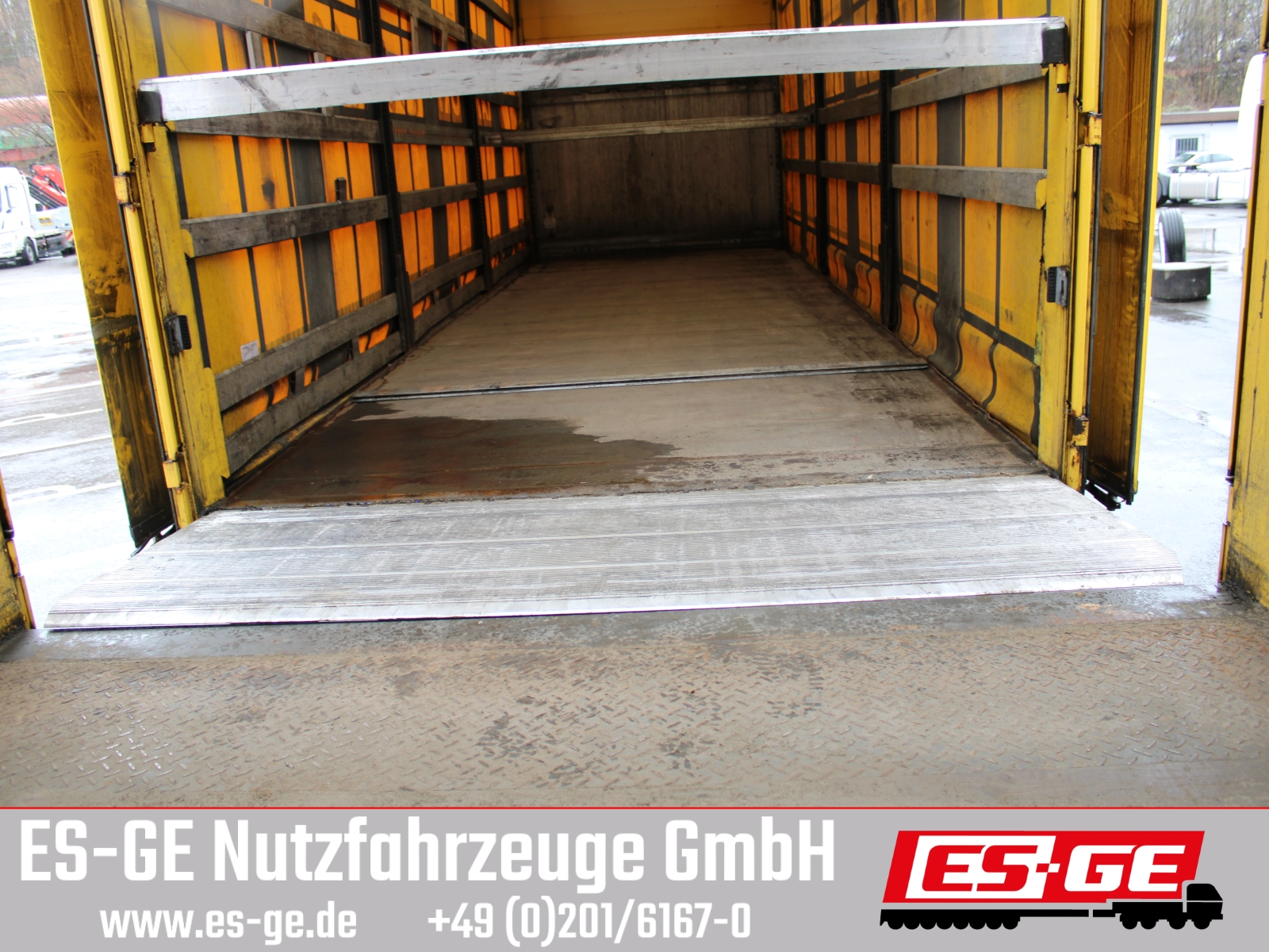MAN TGX 26440, Krone Anhänger LBW Bär